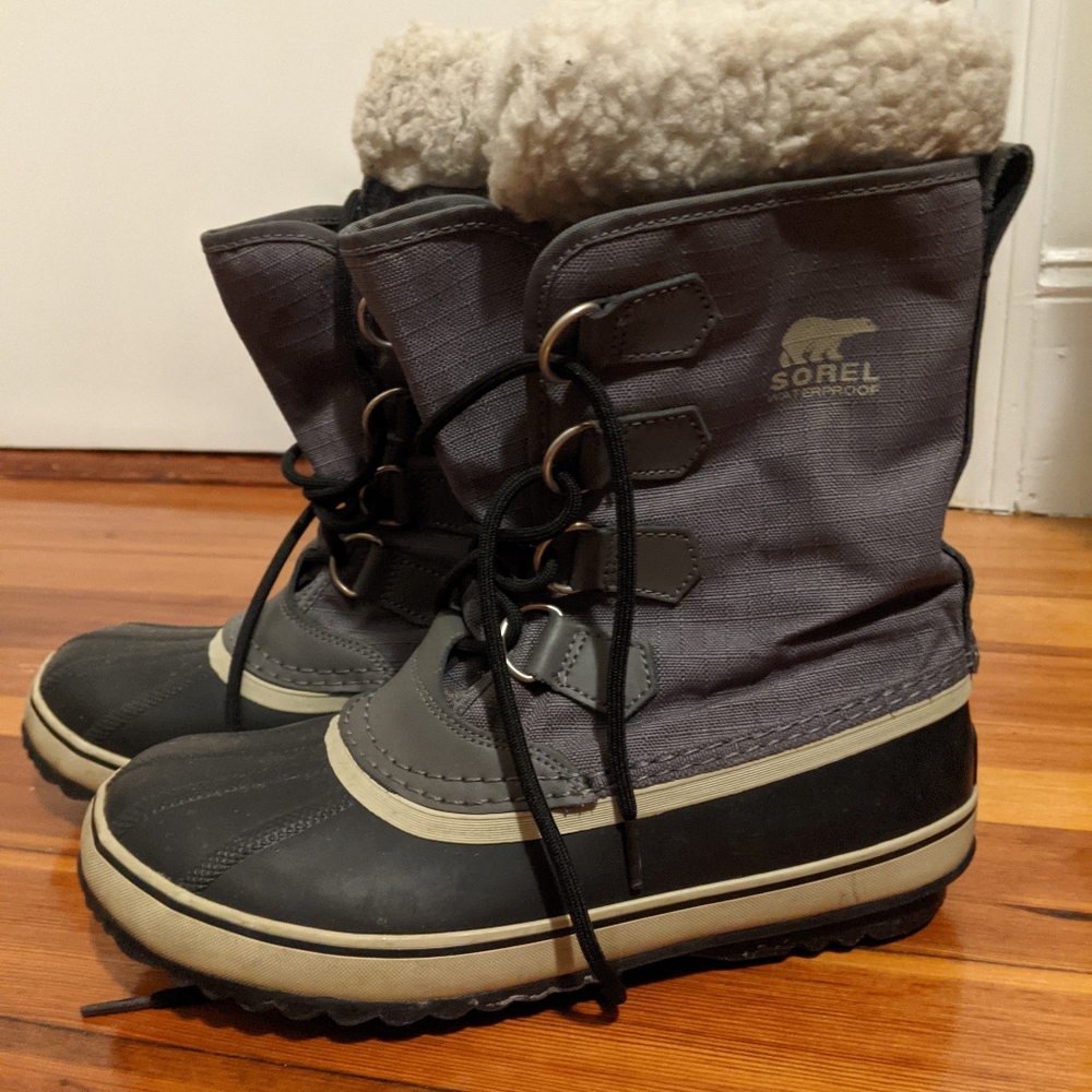 Sorel women's snow boots